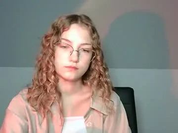 EvieEvans – webcam model profile photo Image 8