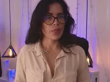 alexalaenz – webcam model profile photo Image 3