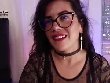 alexalaenz – webcam model profile photo Image 4