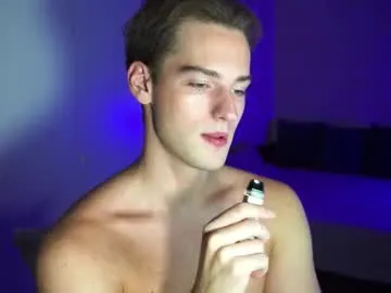 Taanni – webcam model profile photo Image 14