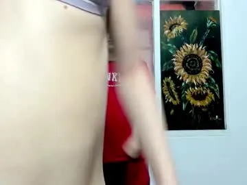 hina_porn – webcam model profile photo Image 4