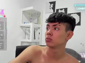 waveofcats – webcam model profile photo Image 7