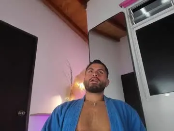 sora_to – webcam model profile photo Image 2