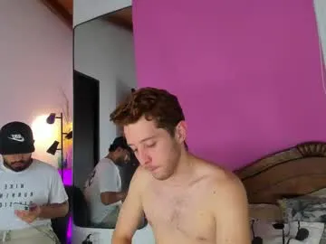 sora_to – webcam model profile photo Image 5