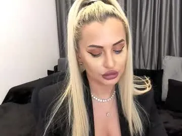 Prueberry – webcam model profile photo Image 10