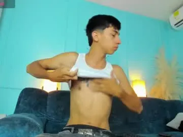 tyler_gus – webcam model profile photo Image 3