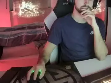 lukasschoetz – webcam model profile photo