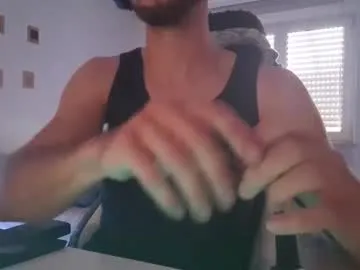 wolfan_sky – webcam model profile photo Image 3