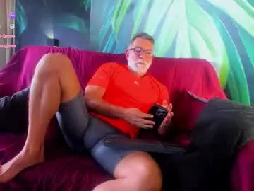 YoungSquad – webcam model profile photo Image 13