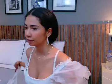 TianaFlower – webcam model profile photo Image 12