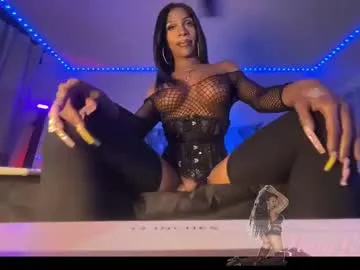 sigmasian – webcam model profile photo Image 15