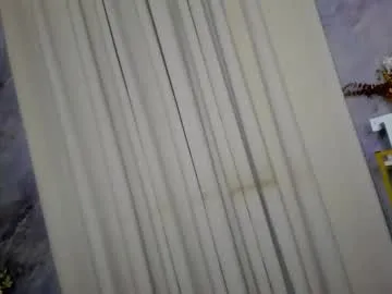 yueyue2003 – webcam model profile photo Image 7