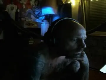 skinnyguywithbigd – webcam model profile photo Image 16