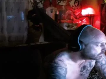 skinnyguywithbigd – webcam model profile photo Image 5