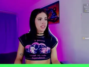 ashlynmay – webcam model profile photo Image 18