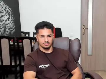 Lovebirdss – webcam model profile photo Image 15