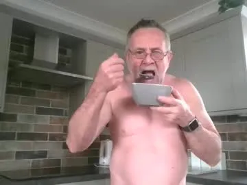 Bikergirl_97 – webcam model profile photo Image 11