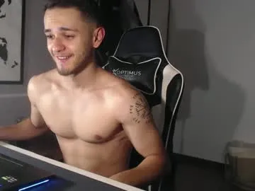 Taanni – webcam model profile photo Image 15