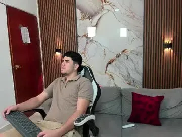 iamtommyparker – webcam model profile photo Image 8