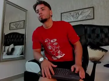 hina_porn – webcam model profile photo Image 8