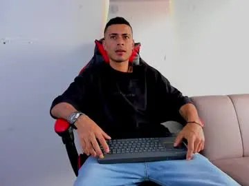 GabbyCollins – webcam model profile photo Image 6