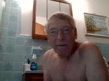LoversPro – webcam model profile photo Image 10