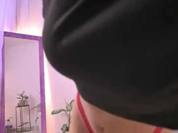 Prueberry – webcam model profile photo Image 5