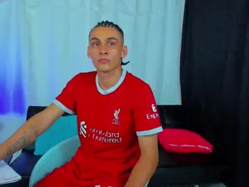 mason_rothwell – webcam model profile photo Image 16
