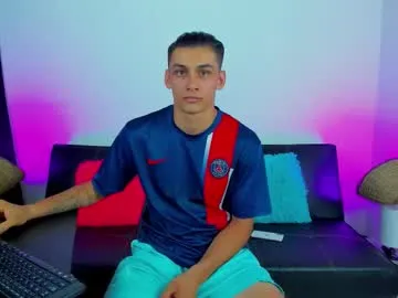 littlesweettifany – webcam model profile photo Image 18