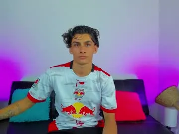 littlesweettifany – webcam model profile photo Image 19