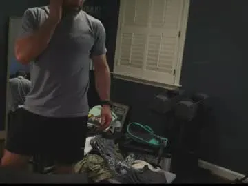 Alicatcua_ – webcam model profile photo Image 2