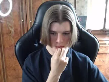 Maya-onelya – webcam model profile photo Image 4