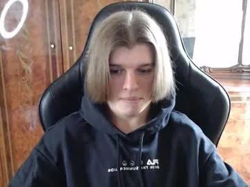 Maya-onelya – webcam model profile photo Image 6