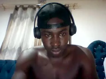 VanCandy – webcam model profile photo Image 11