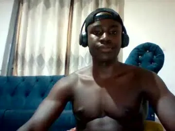 VanCandy – webcam model profile photo Image 12