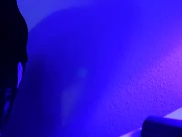 Hot-Haney77 – webcam model profile photo Image 8