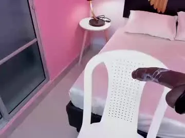 Prueberry – webcam model profile photo Image 5