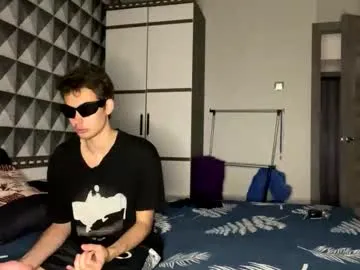 myke_xxx – webcam model profile photo Image 17