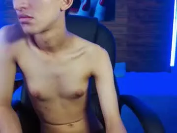 Chelsi16 – webcam model profile photo Image 4