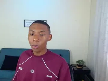 hunkwithglasses – webcam model profile photo Image 12