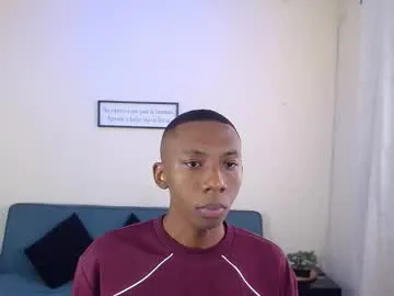 hunkwithglasses – webcam model profile photo Image 14