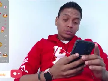 GumaLis13 – webcam model profile photo Image 6