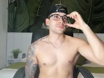 octavarium211 – webcam model profile photo Image 14