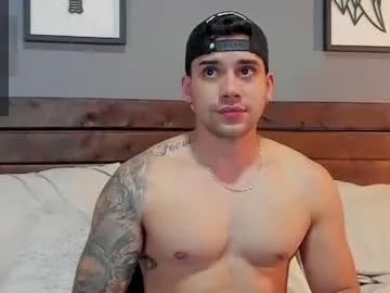 octavarium211 – webcam model profile photo Image 6