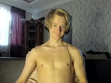 cumband – webcam model profile photo Image 10