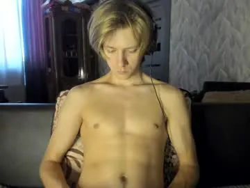 cumband – webcam model profile photo Image 9