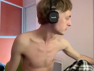 almightycnote – webcam model profile photo Image 18