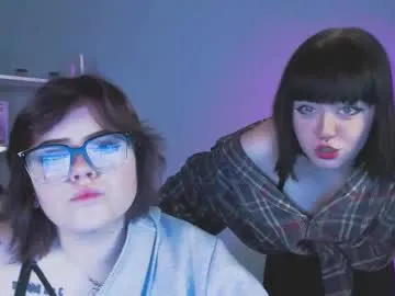 Youlalia – webcam model profile photo Image 3