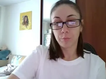 mayumichan13 – webcam model profile photo Image 16