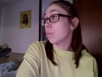 mayumichan13 – webcam model profile photo Image 17